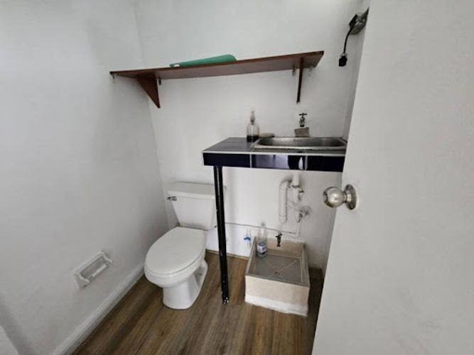 Oficina en arriendo en Jardines, Envigado, 25 m² · foto 8 de 14
