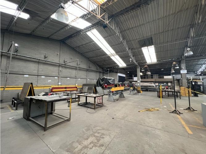 Bodega en venta en Bosa, Soacha, 2828 m² · foto 15 de 17