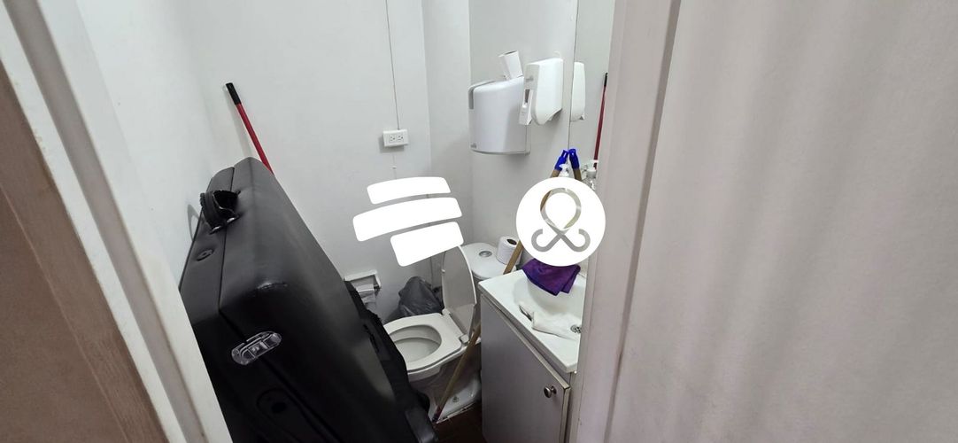 Local en venta en El Poblado, Medellín, 17 m² · foto 4 de 12