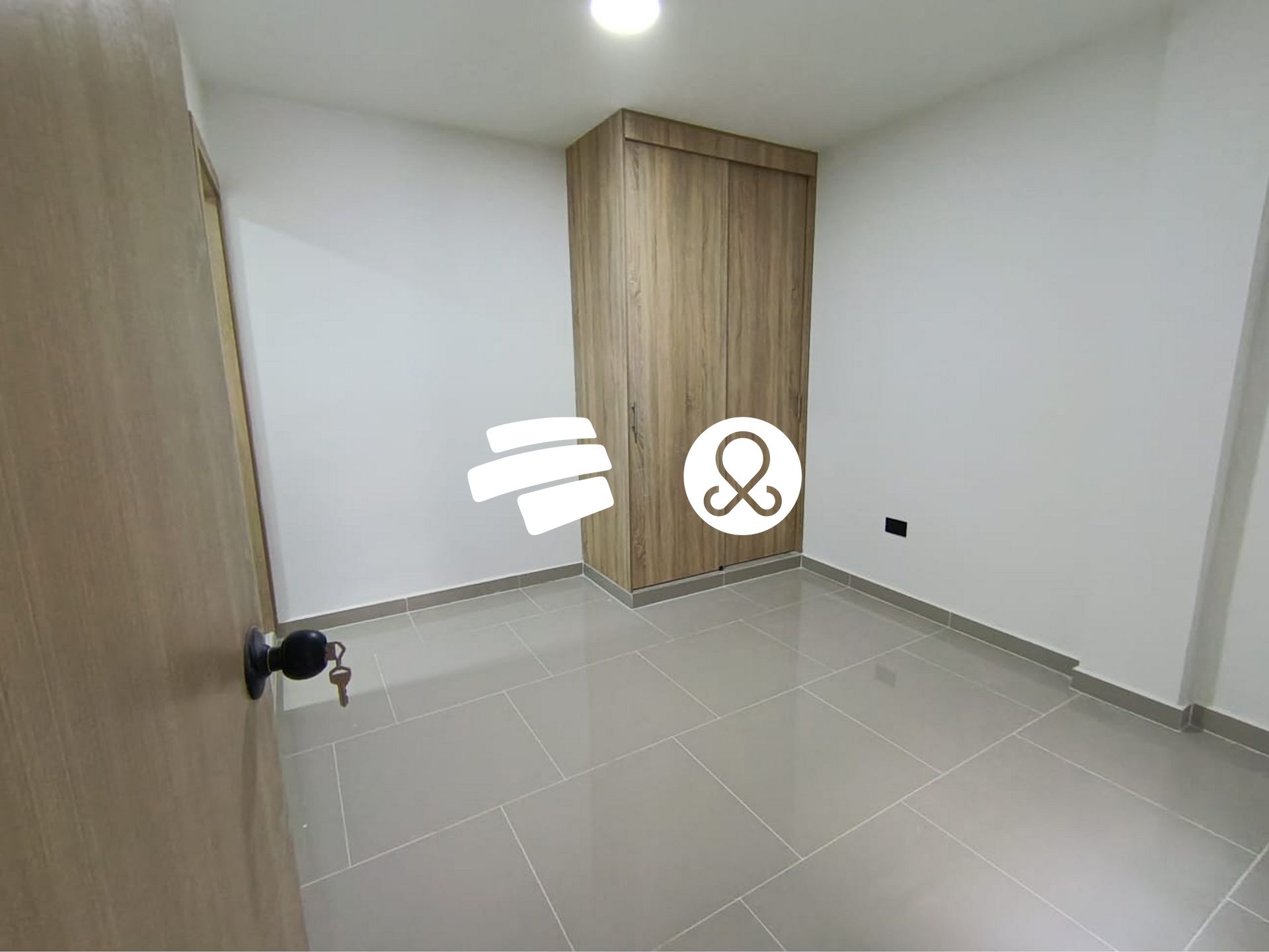 Apartamento en venta en Poblado Del Sur, La Estrella · foto 2 de 12