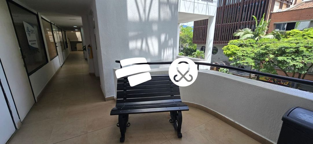 Local en venta en El Poblado, Medellín, 17 m² · foto 6 de 12