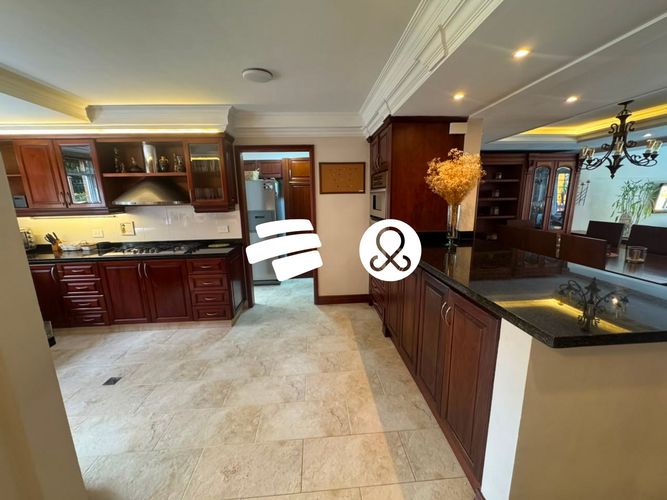 Casa de 4 alcobas en venta en Zona Centro, Envigado, 167 m² · foto 5 de 24