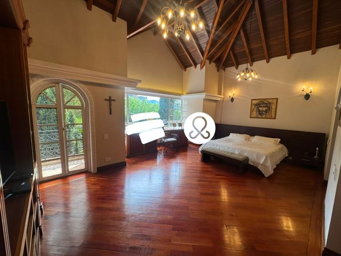 Casa de 4 alcobas en venta en Zona Centro, Envigado, 167 m² · foto 9 de 24