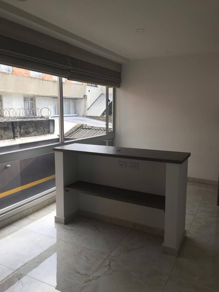 Apartamento en venta en Quinta Paredes, Bogotá · foto 2 de 6