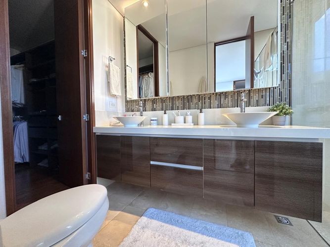 Apartamento de 3 alcobas en venta en El Poblado, Medellín, 217 m² · foto 17 de 20