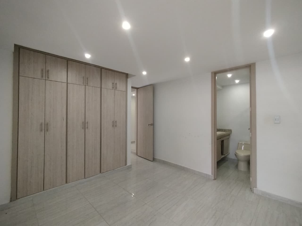 Apartamento en arriendo en Cambulos, Pereira · foto 15 de 18