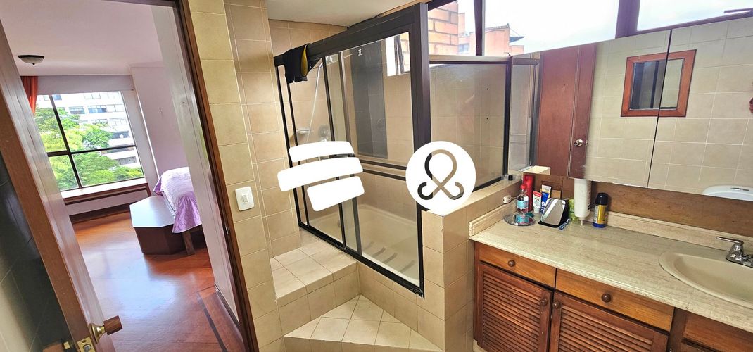 Apartamento en venta en El Poblado, Medellín · foto 16 de 18