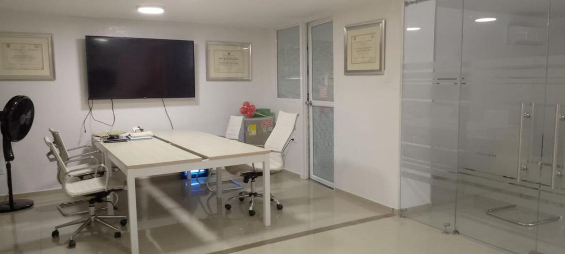 Oficina en arriendo en Pie De La Popa, Cartagena, 153 m² · foto 2 de 12
