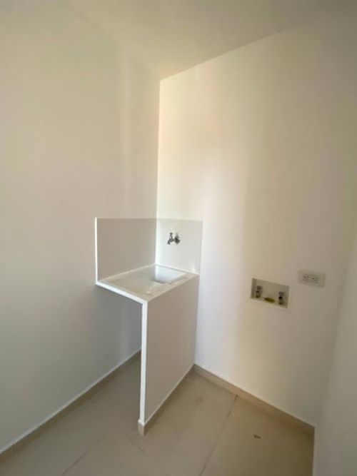 Apartamento de 2 alcobas en arriendo en Barro Blanco, Rionegro, 80 m² · foto 4 de 6