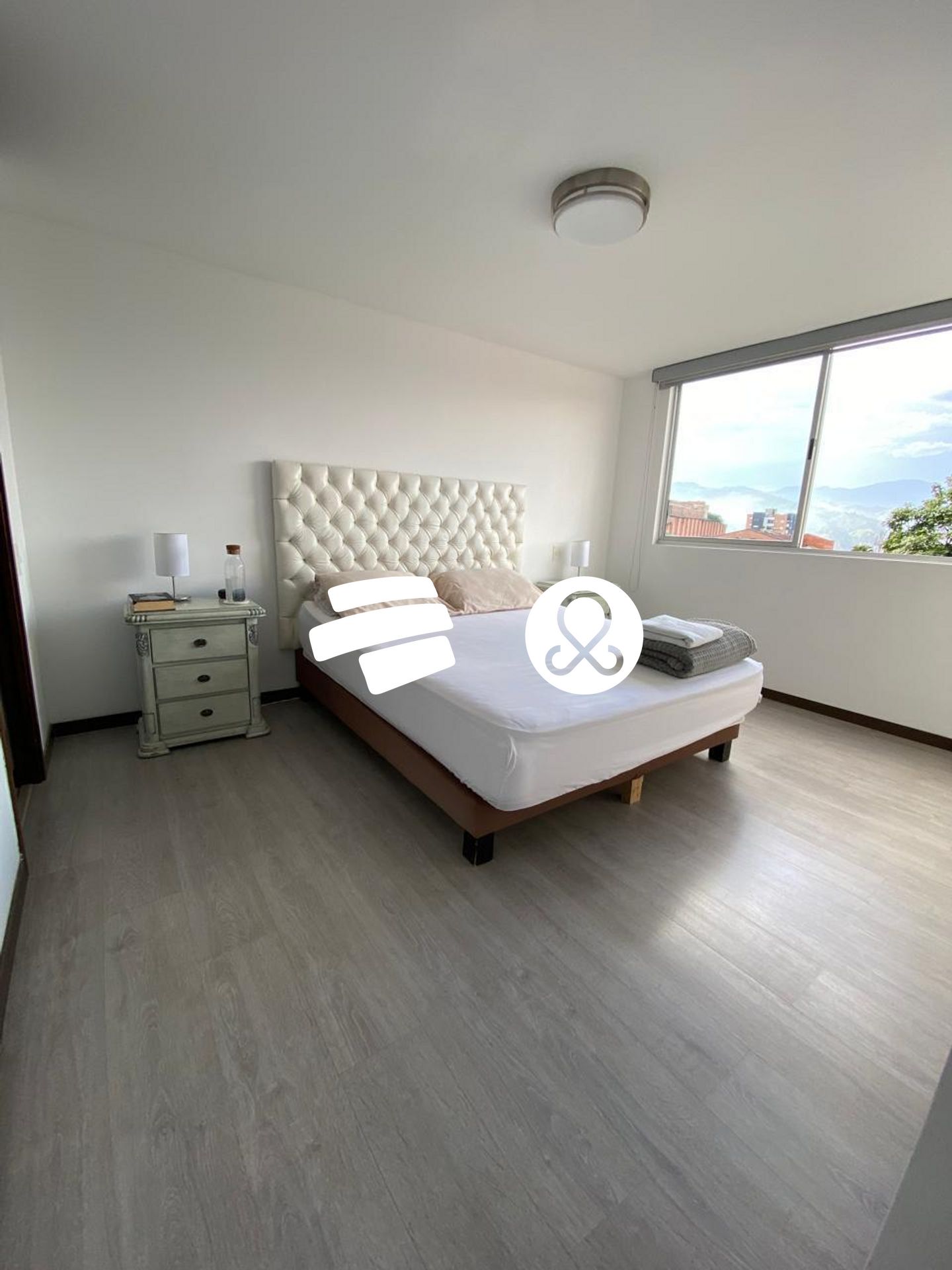 Apartamento en venta en Loma Del Esmeraldal, Envigado · foto 6 de 11