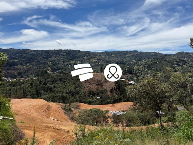 Lote en venta en El Zango, Guarne, 2400 m² · foto 4 de 8