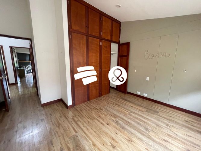 Casa en venta en Zona Centro, Envigado · foto 10 de 16