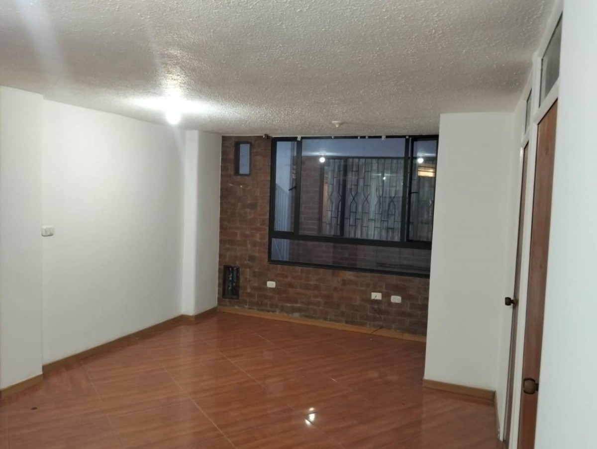 Apartamento en venta en Fontibon, Bogotá · foto 8 de 17