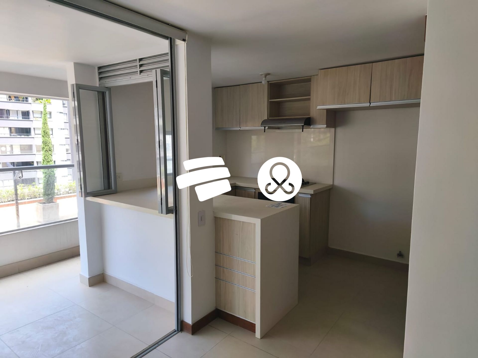 Apartamento en venta en Zona Centro, Envigado · foto 2 de 14
