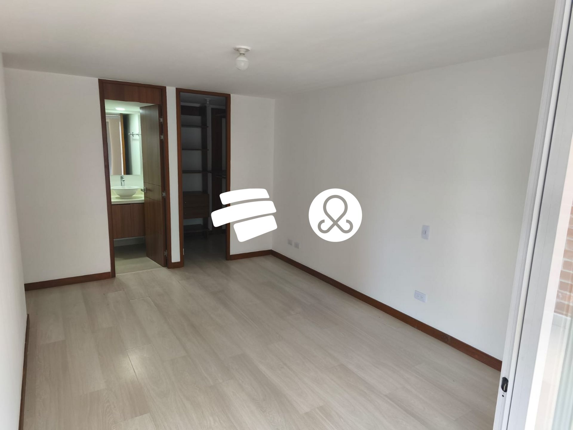 Apartamento en venta en Zona Centro, Envigado · foto 7 de 14