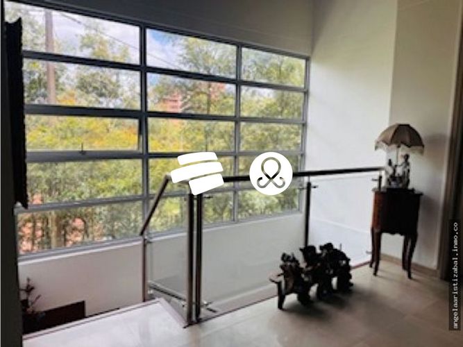 Casa de 4 alcobas en venta en Loma Del Chocho, Envigado, 338 m² · foto 8 de 16