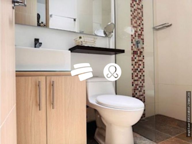 Casa de 4 alcobas en venta en Loma Del Chocho, Envigado, 338 m² · foto 12 de 16