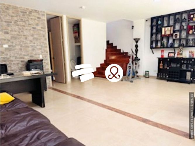 Casa de 4 alcobas en venta en Loma Del Chocho, Envigado, 338 m² · foto 14 de 16