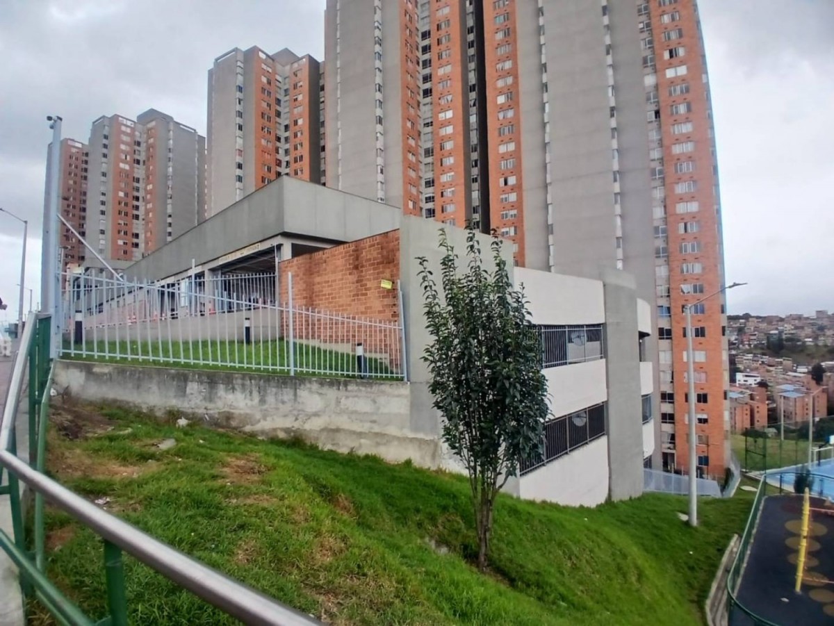 Apartamento en venta en Molinos Norte, Bogotá · foto 14 de 16