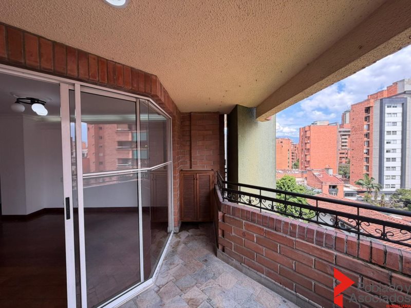 Apartamento en arriendo en Laureles, Medellín · foto 4 de 20