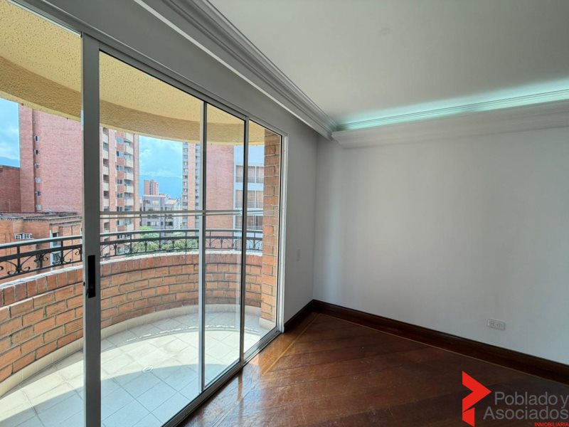Apartamento en arriendo en Laureles, Medellín · foto 7 de 20