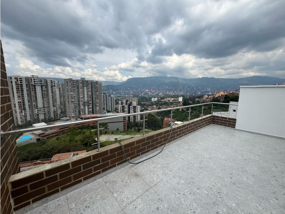 Apartamento en venta en Loma De Los Bernal, Medellín · foto 15 de 15