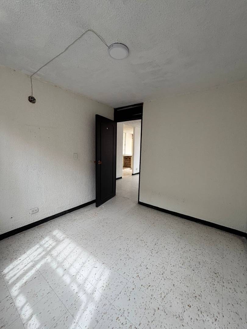 Apartamento en venta en Cerros De Oriente, Bogotá · foto 3 de 13
