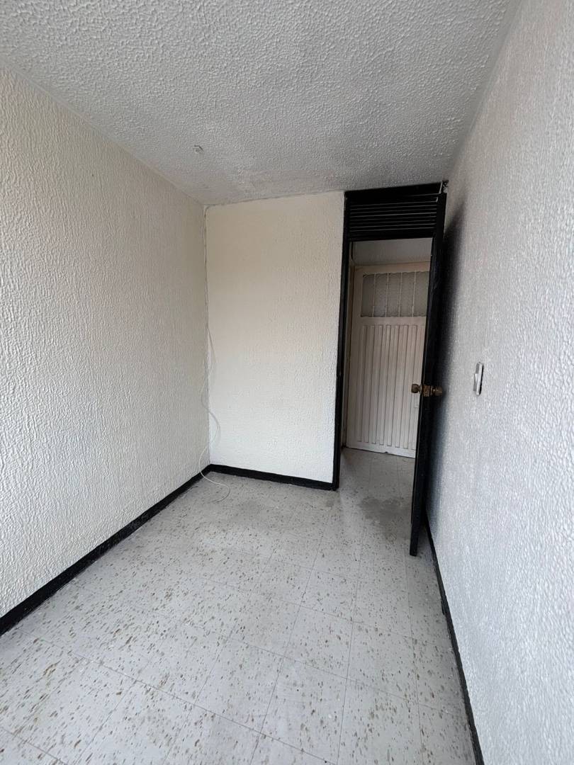 Apartamento en venta en Cerros De Oriente, Bogotá · foto 8 de 13