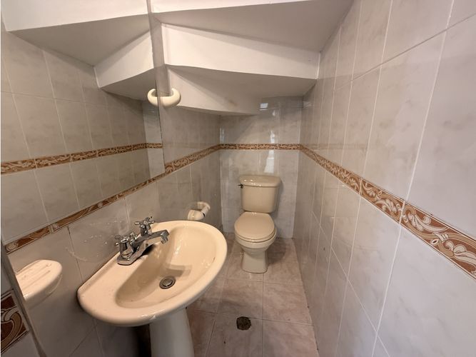Casa de 4 alcobas en venta en Los Muiscas, Tunja, 180 m² · foto 9 de 24
