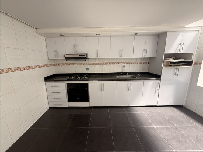 Casa de 4 alcobas en venta en Los Muiscas, Tunja, 180 m² · foto 10 de 24