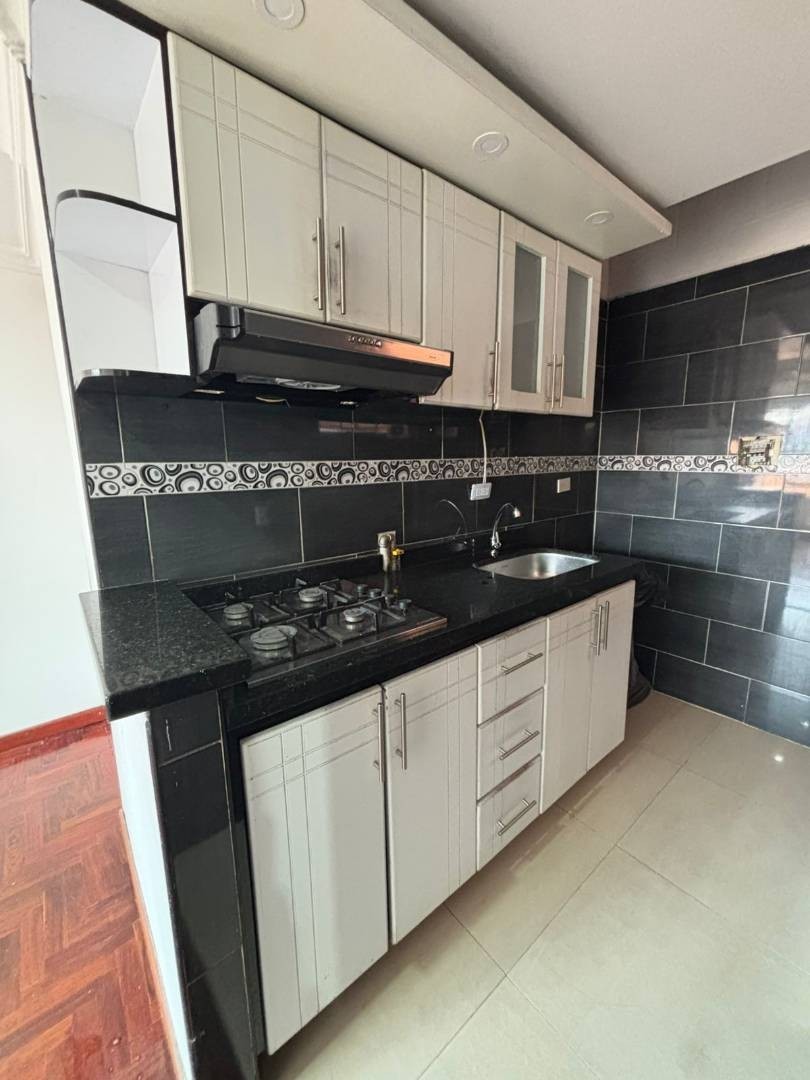 Apartamento en venta en El Recreo De Los Frailes, Bogotá · foto 3 de 13