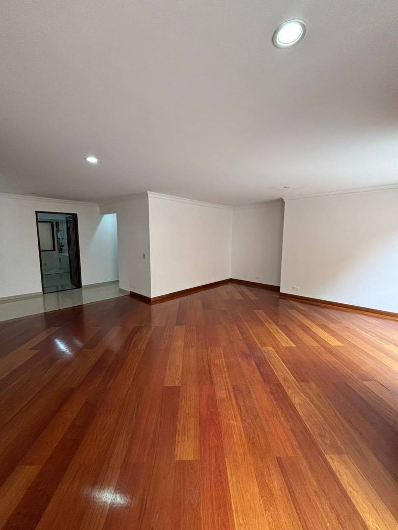 Apartamento en venta en Pasadena, Bogotá · foto 2 de 21