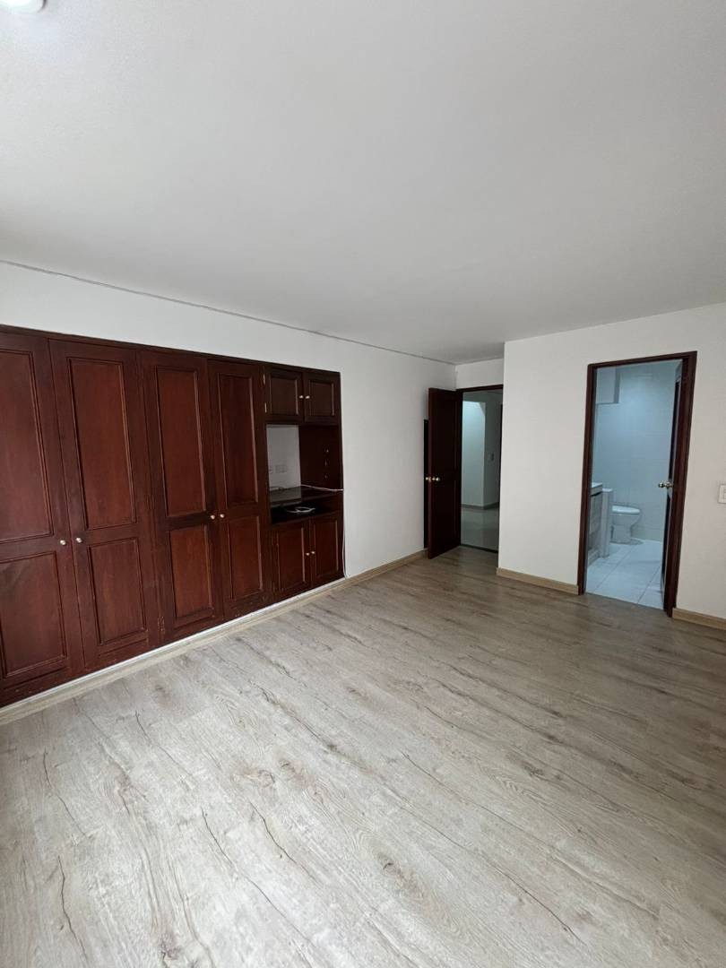 Apartamento en venta en Pasadena, Bogotá · foto 4 de 21