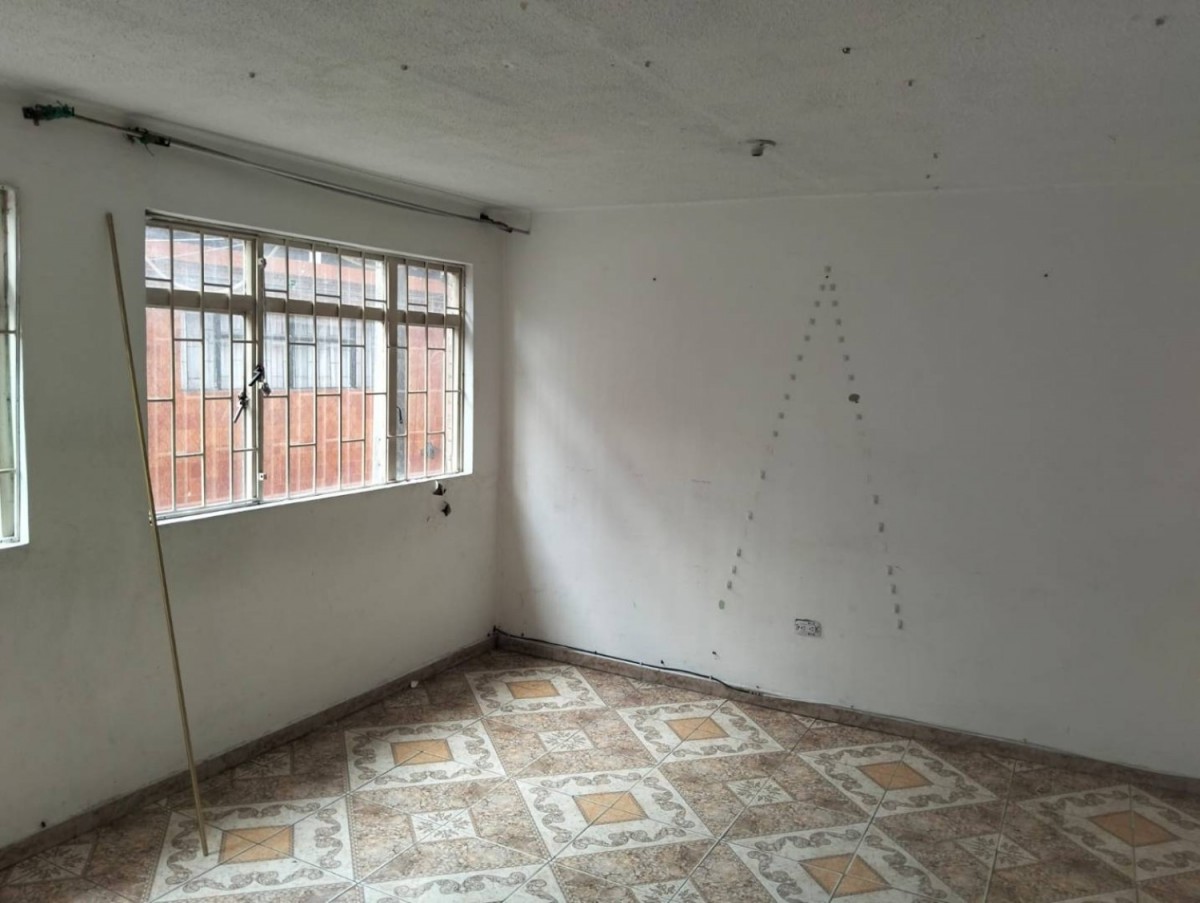 Casa en venta en El Almenar, Bogotá · foto 2 de 15