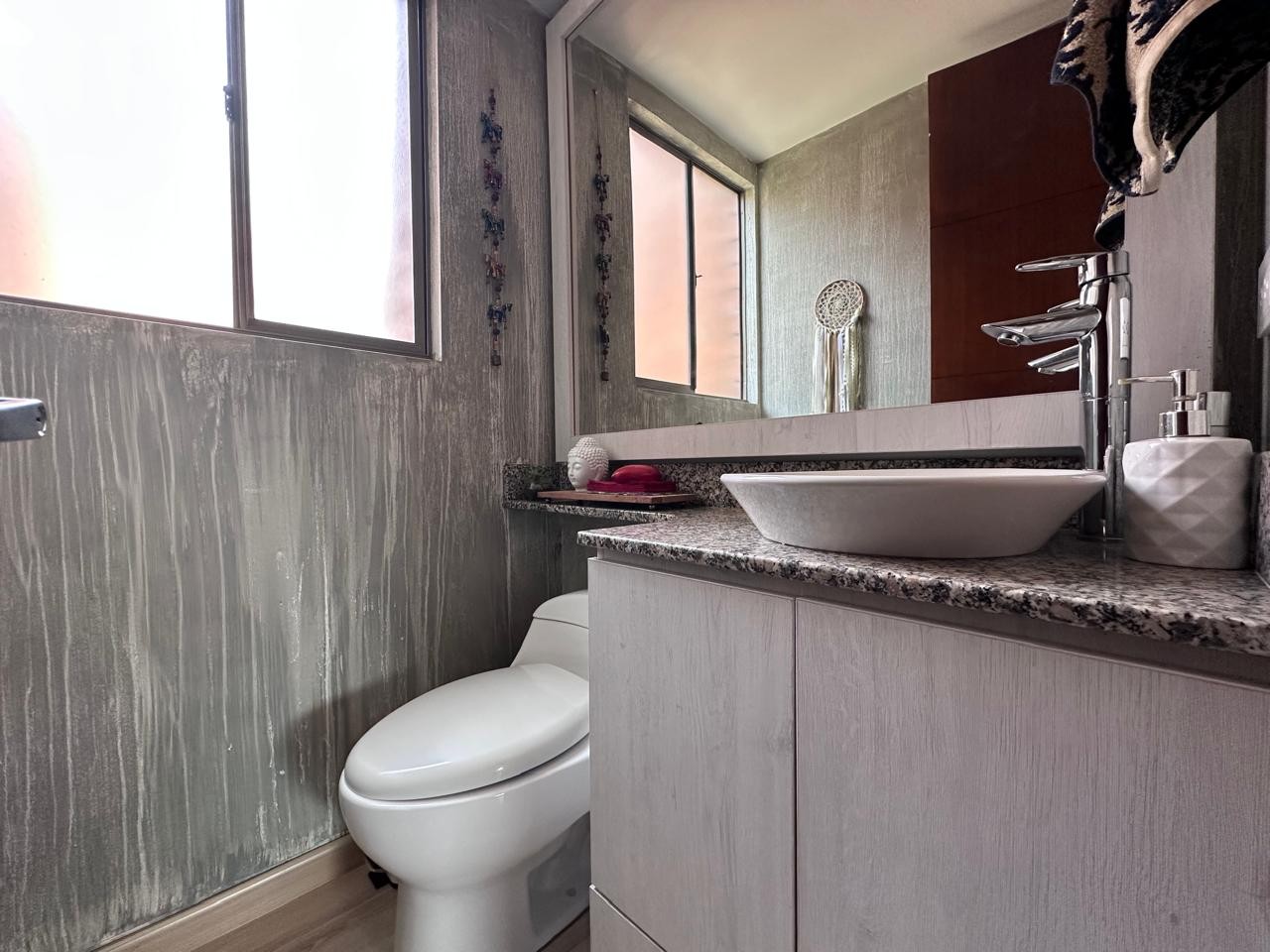 Apartamento en venta en El Poblado, Medellín · foto 18 de 20