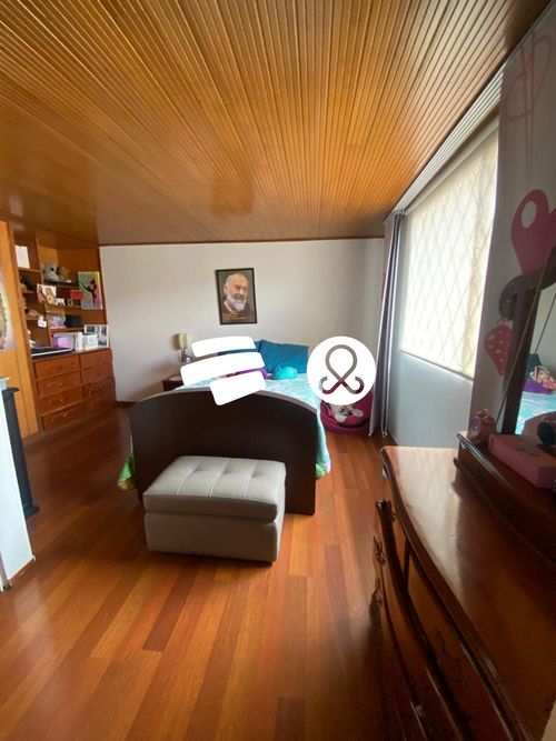 Casa de 4 alcobas en venta en La Floresta, Bogotá, 120 m² · foto 9 de 20