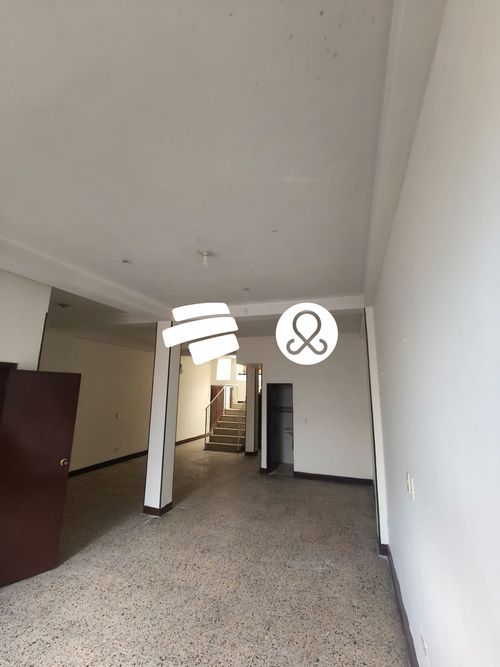 Casa de 7 alcobas en venta en Ub. Sabana De Tibabuyes, Bogotá, 120 m² · foto 2 de 24