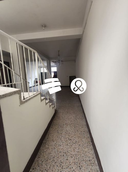 Casa de 7 alcobas en venta en Ub. Sabana De Tibabuyes, Bogotá, 120 m² · foto 6 de 24