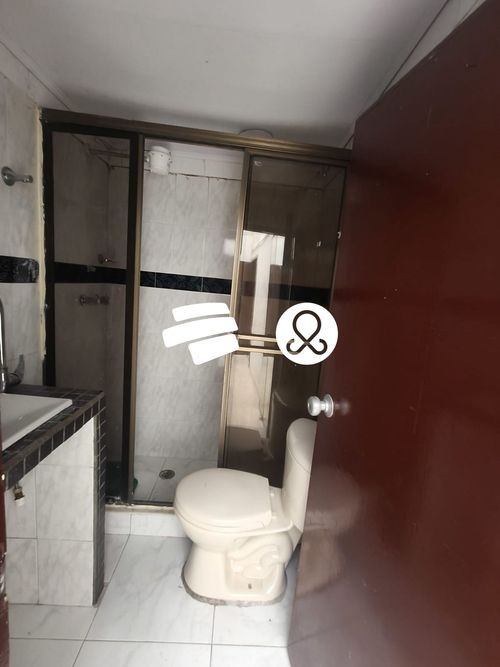 Casa de 7 alcobas en venta en Ub. Sabana De Tibabuyes, Bogotá, 120 m² · foto 8 de 24