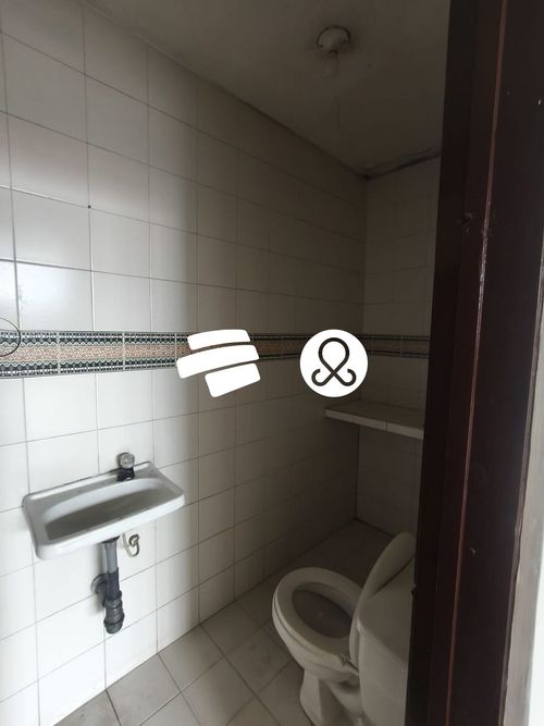 Casa de 7 alcobas en venta en Ub. Sabana De Tibabuyes, Bogotá, 120 m² · foto 12 de 24