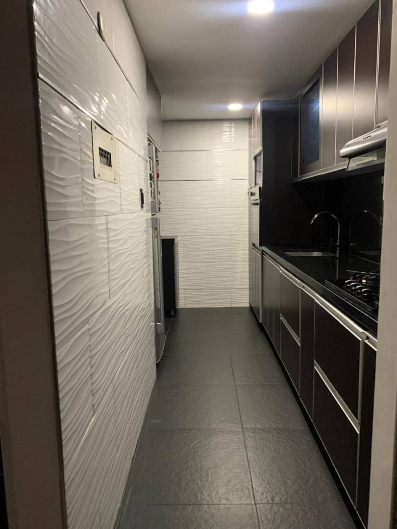 Apartamento en venta en Castilla, Bogotá · foto 3 de 21