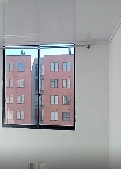 Apartamento de 3 alcobas en arriendo en Conjunto Residencial Manzanares, Madrid, 50 m² · foto 2 de 12