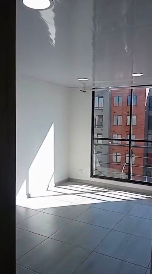 Apartamento de 3 alcobas en arriendo en Conjunto Residencial Manzanares, Madrid, 50 m² · foto 3 de 12