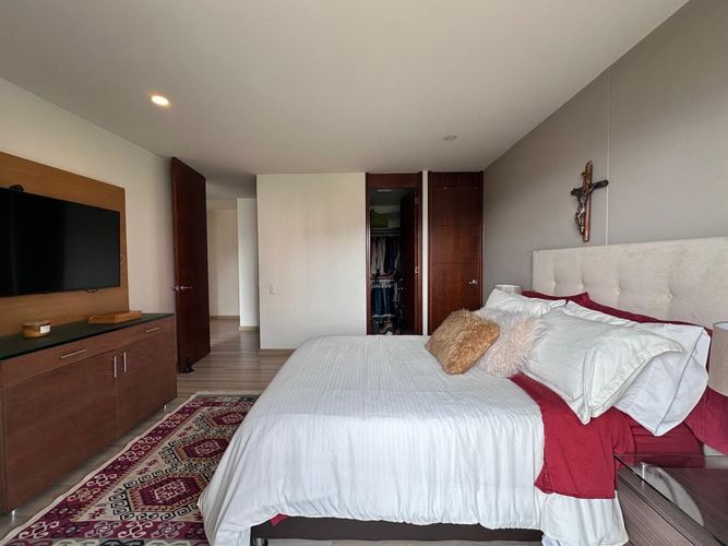 Apartamento de 3 alcobas en venta en Los Naranjos, Medellín, 145 m² · foto 10 de 20