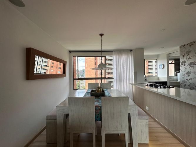 Apartamento de 3 alcobas en venta en Los Naranjos, Medellín, 145 m² · foto 7 de 20