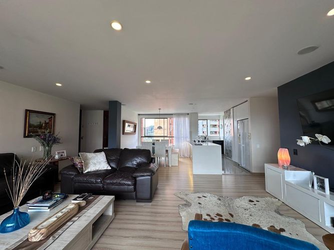 Apartamento de 3 alcobas en venta en Los Naranjos, Medellín, 145 m² · foto 9 de 20