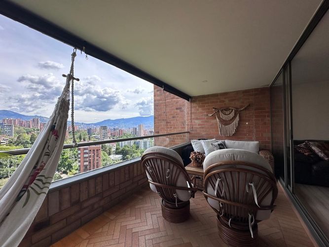 Apartamento de 3 alcobas en venta en Los Naranjos, Medellín, 145 m² · foto 20 de 20