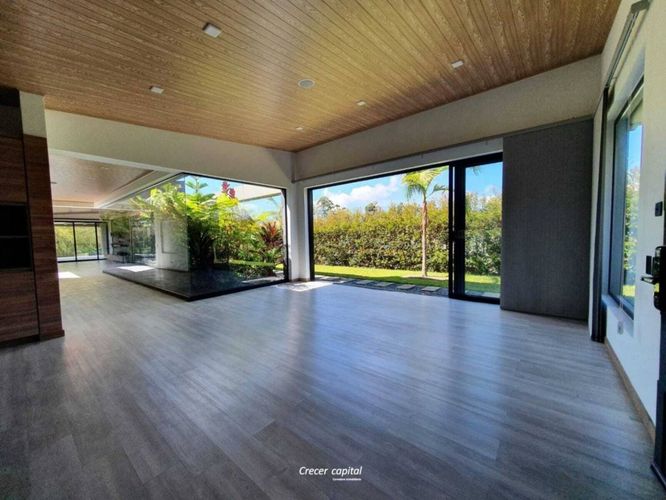 Casa de 3 alcobas en venta en Llano Grande, Rionegro, 540 m² · foto 13 de 24