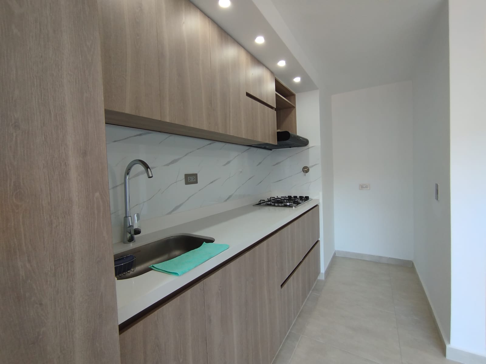 Apartamento en arriendo en Alto Del Medio, Rionegro · foto 3 de 15