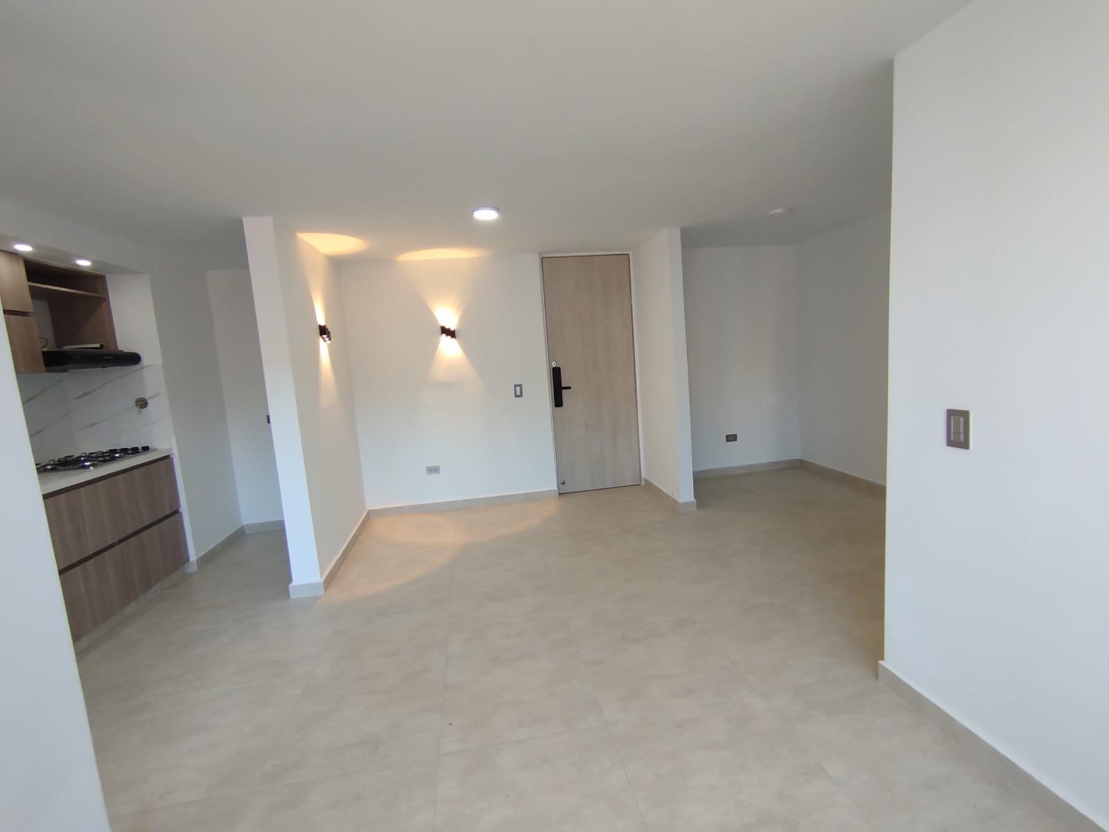 Apartamento en arriendo en Alto Del Medio, Rionegro · foto 4 de 15